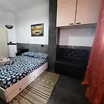 Appartement Lovely & Quite 1234gs Tirana