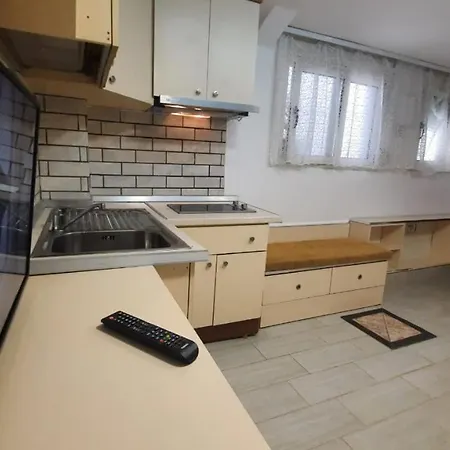 Lovely & Quite 1234gs Apartment Tirana