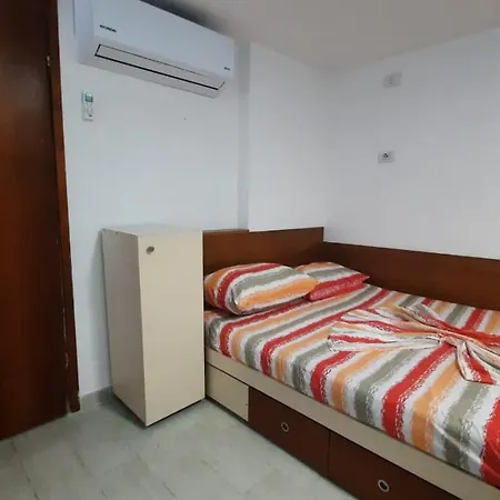 Lovely & Quite 1234gs Apartment Tirana