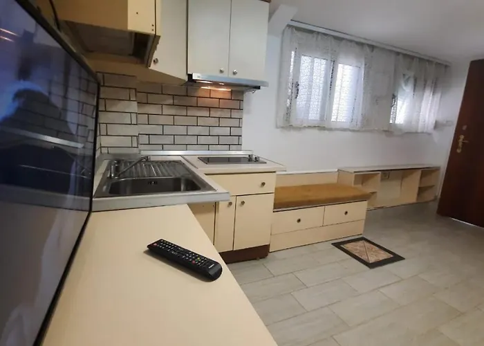 Lovely & Quite 1234gs Appartement Tirana