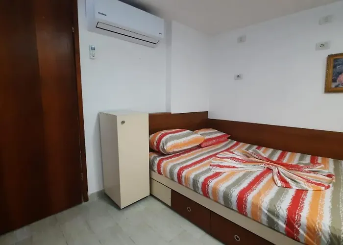 Lovely & Quite 1234gs Apartment Tirana