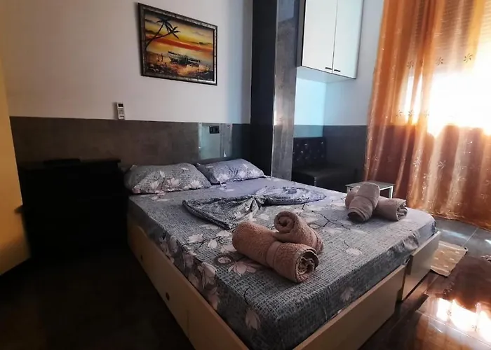 Lovely & Quite 1234gs Appartement Tirana