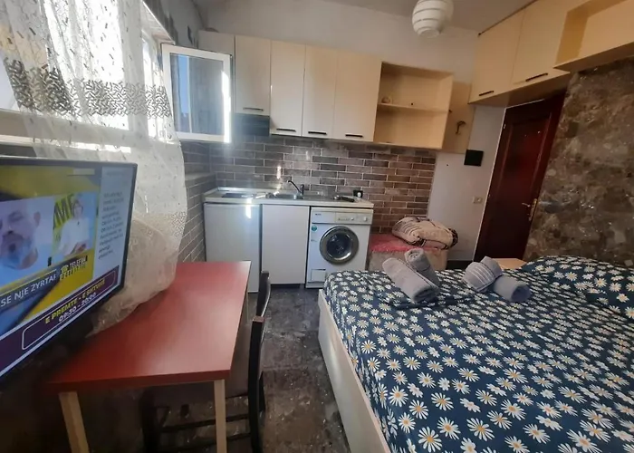 Lovely & Quite 1234gs *